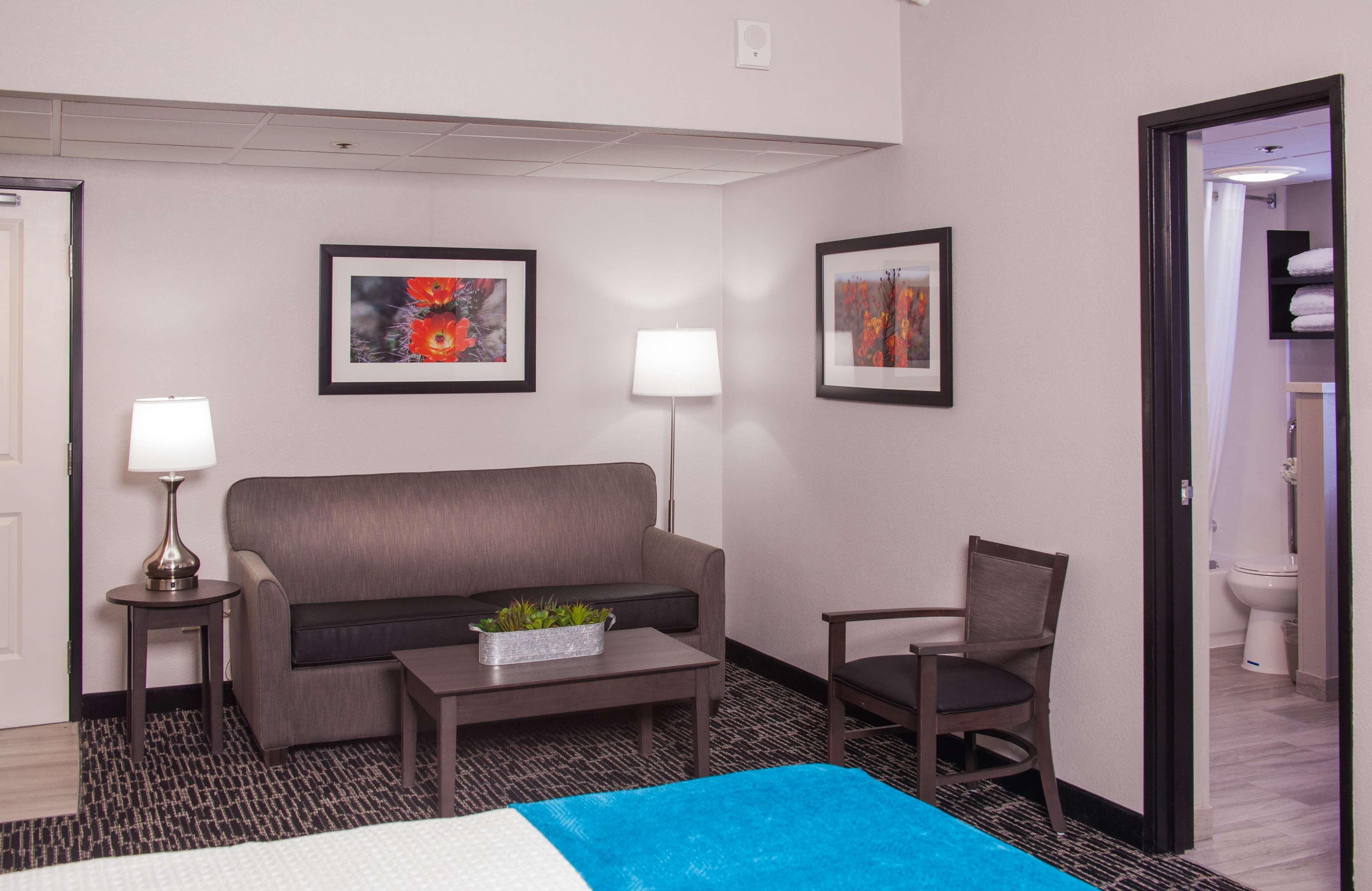 Best Western Holiday Manor Newton Esterno foto