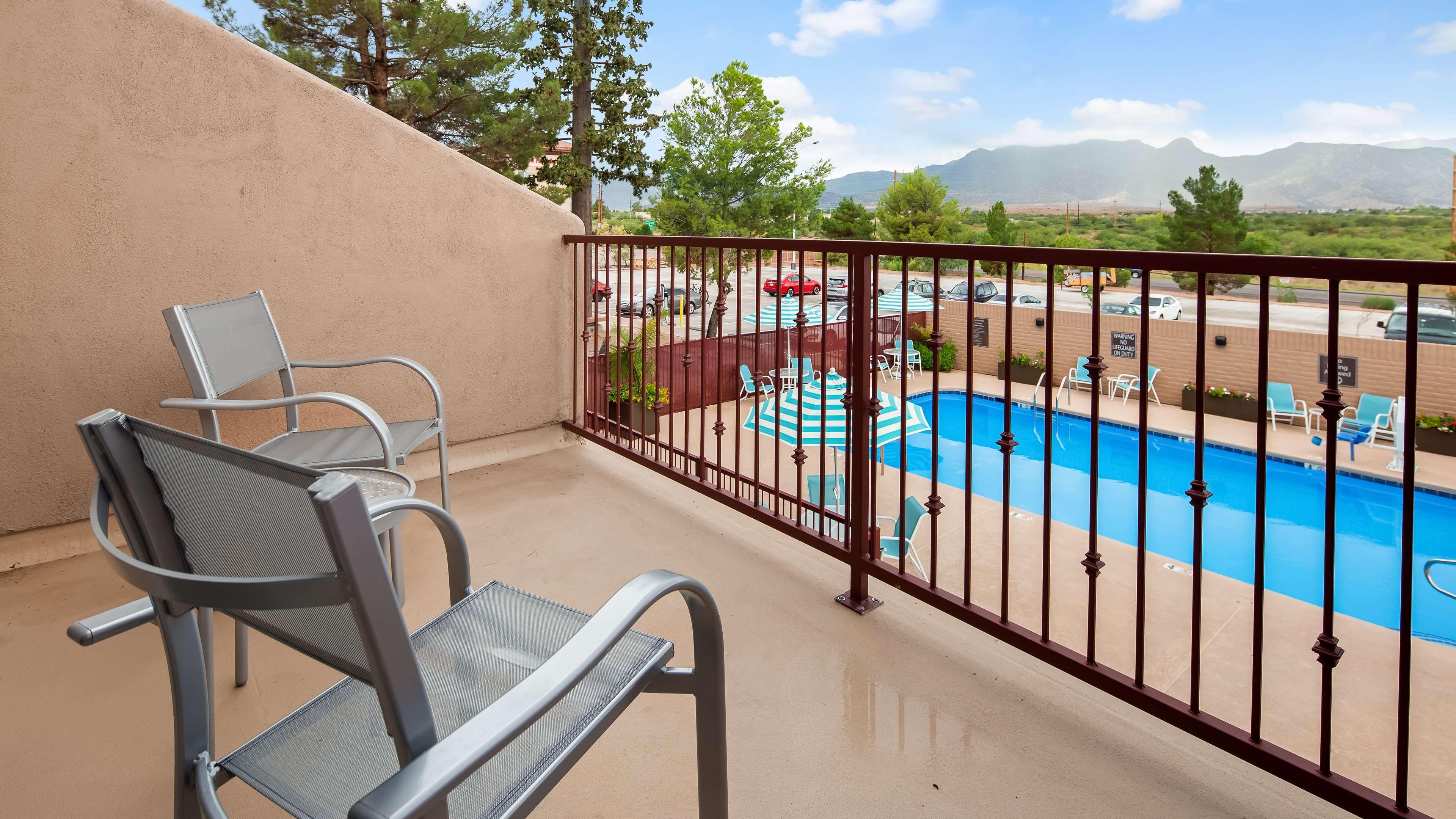 Best Western Holiday Manor Newton Esterno foto