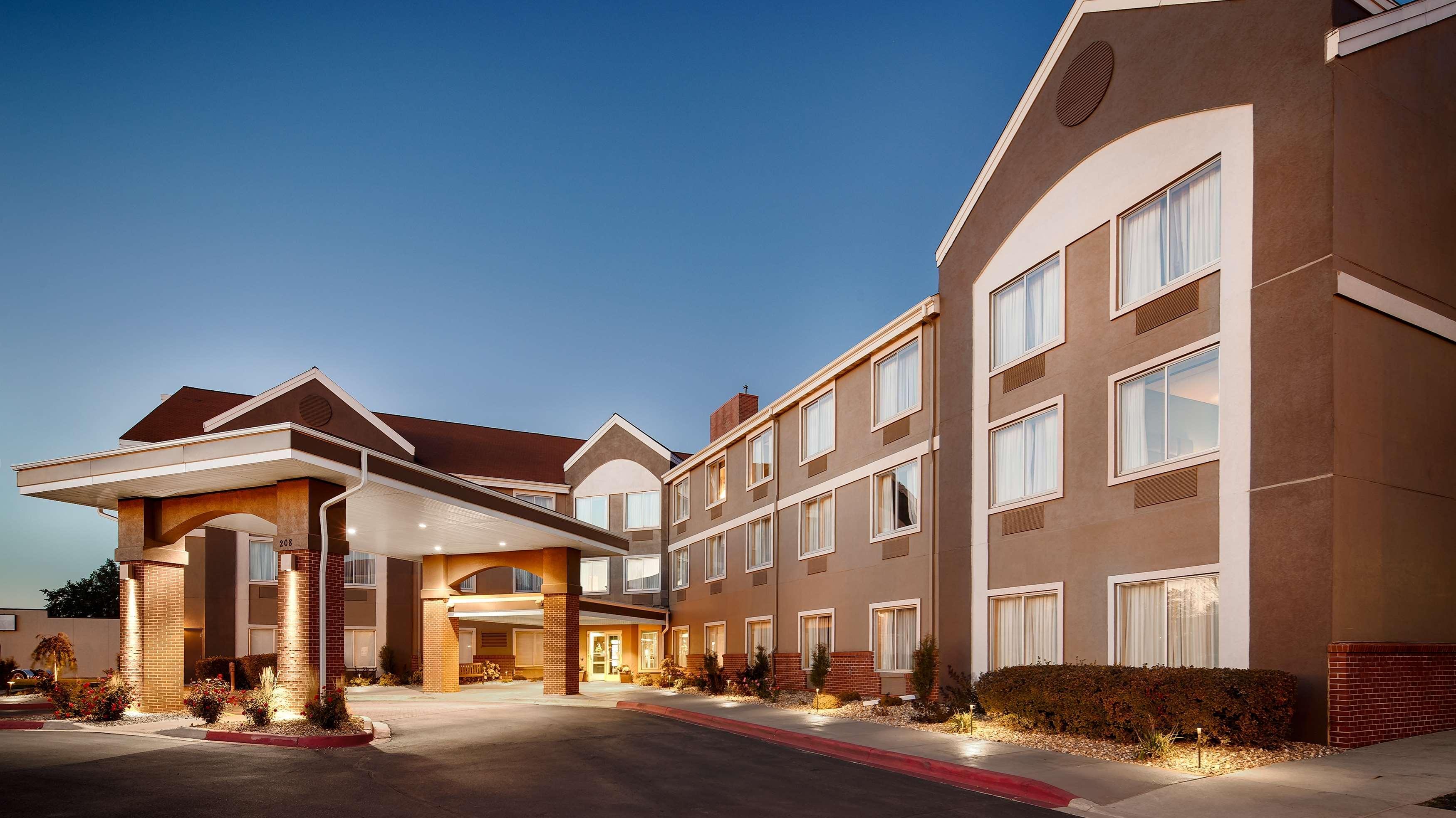 Best Western Holiday Manor Newton Esterno foto